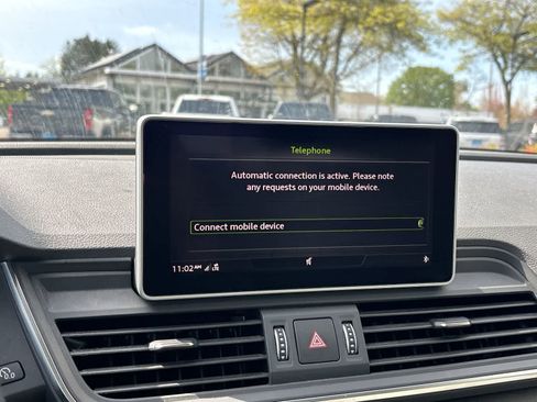 Used 2020 Audi Q5 Prestige w/ Prestige Package image 17