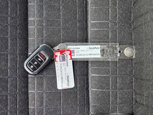 Certified 2023 Honda HR-V LX image 34