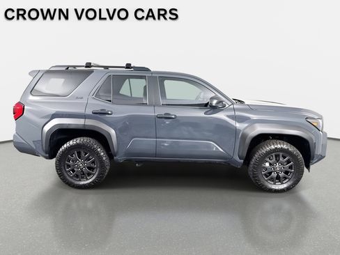 Used 2025 Toyota 4Runner SR5 image 4