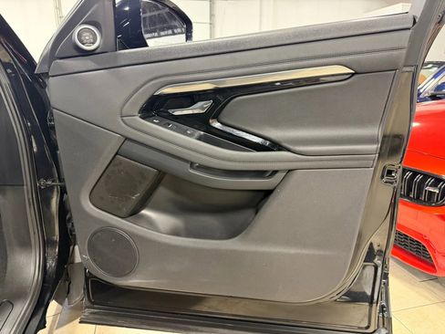 Used 2021 Land Rover Range Rover Evoque SE image 35