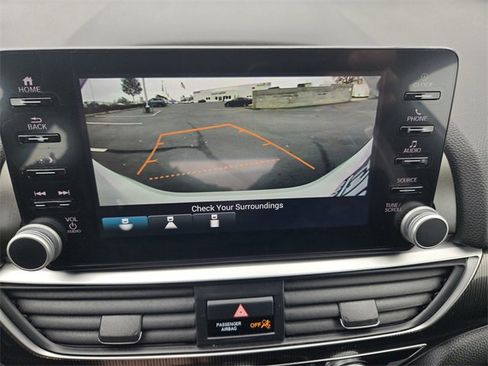 Used 2022 Honda Accord Sport image 18