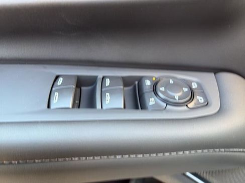 New 2026 Chevrolet Suburban LT w/ Comfort Package image 18