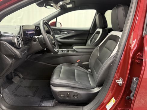 Used 2024 Chevrolet Blazer EV LT image 14