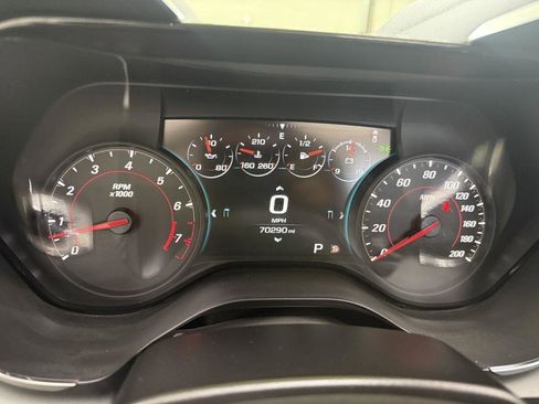 Used 2017 Chevrolet Camaro SS image 15