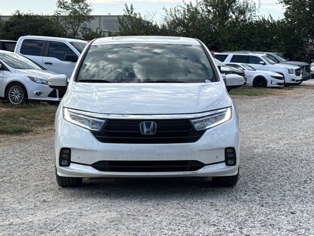 Used 2023 Honda Odyssey Elite image 2