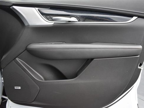 Certified 2024 Cadillac XT5 Premium Luxury w/ LPO, Floor Liner Package image 30