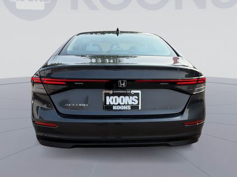 Used 2023 Honda Accord EX image 5