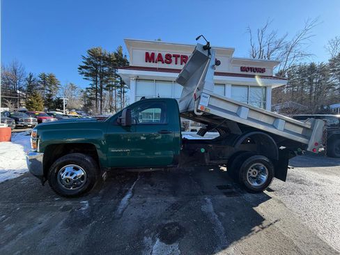 Used 2018 Chevrolet Silverado 3500 W/T w/ Snow Plow Prep Package image 13
