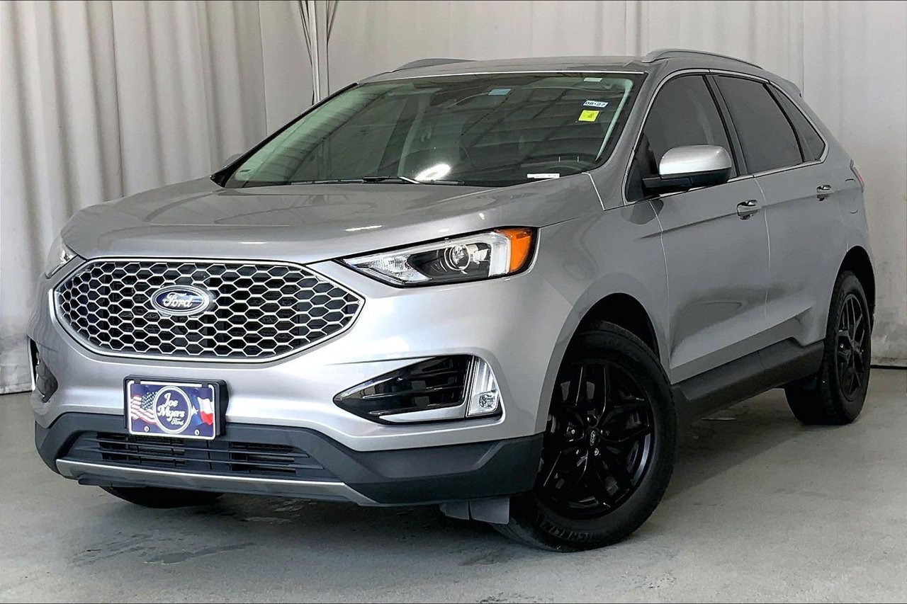 Used 2023 Ford Edge SEL w/ Convenience Package AWD/4WD image 2