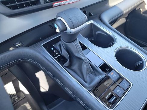 New 2026 Toyota Sienna XLE AWD/4WD image 26