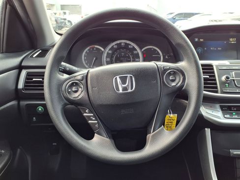 Used 2015 Honda Accord LX image 14