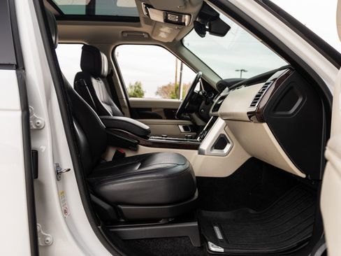 Used 2021 Land Rover Range Rover Westminster Edition image 37