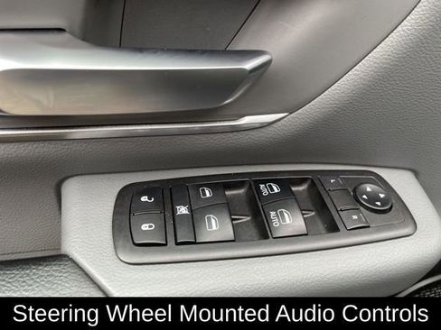 Used 2019 RAM 1500 Big Horn image 13