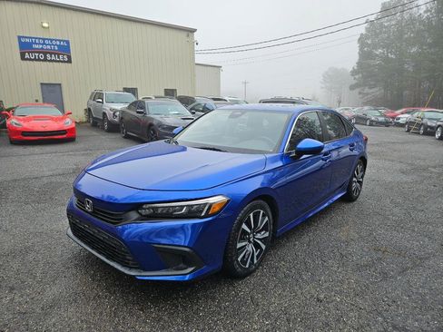 Used 2022 Honda Civic EX image 2