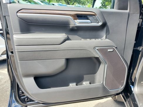 New 2026 GMC Sierra 1500 Elevation w/ Elevation Premium Package image 12