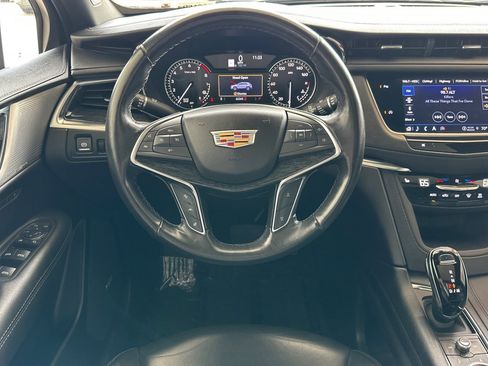 Used 2023 Cadillac XT5 Premium Luxury image 17