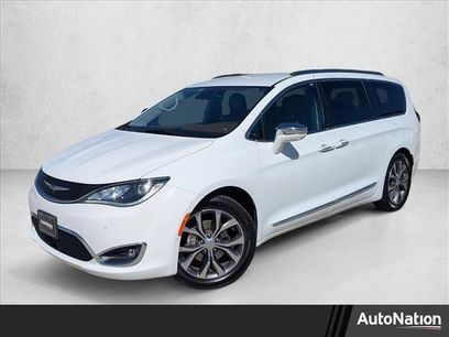 Used 2017 Chrysler Pacifica Limited