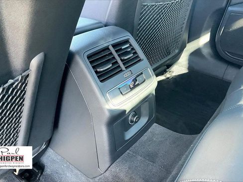 Used 2023 Audi A4 2.0T Premium image 32