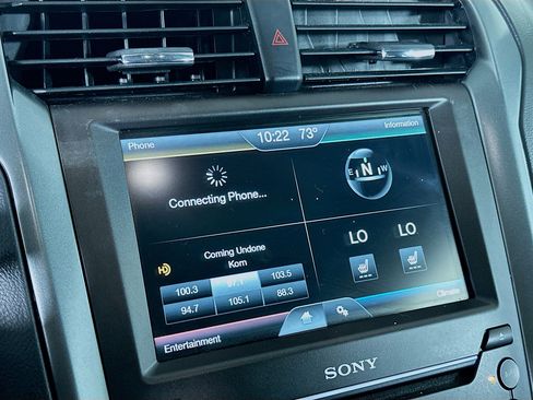 Used 2016 Ford Fusion Titanium image 21