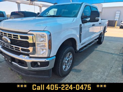 Used 2025 Ford F250 XLT w/ FX4 Off-Road Package AWD/4WD image 3