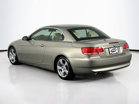 Used 2009 BMW 328i Convertible image 9