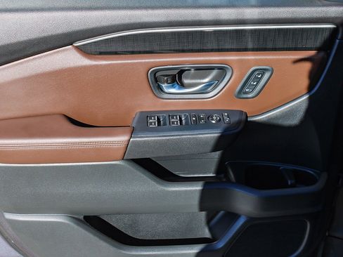 Used 2023 Honda Pilot Elite image 21