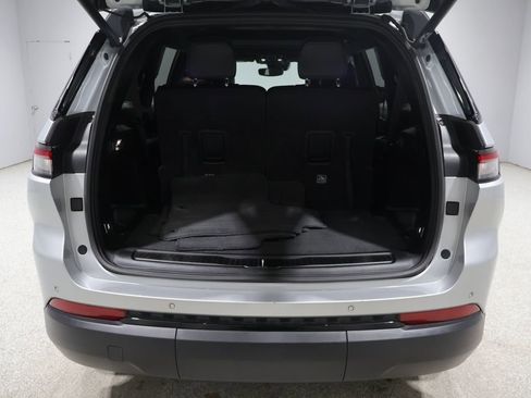 Used 2023 Jeep Grand Cherokee L Laredo AWD/4WD image 20
