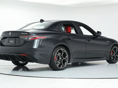 New 2025 Alfa Romeo Giulia w/ Veloce Package Rwd image 5