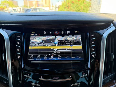Used 2019 Cadillac Escalade Luxury w/ Escalade Sport Edition RWD image 28