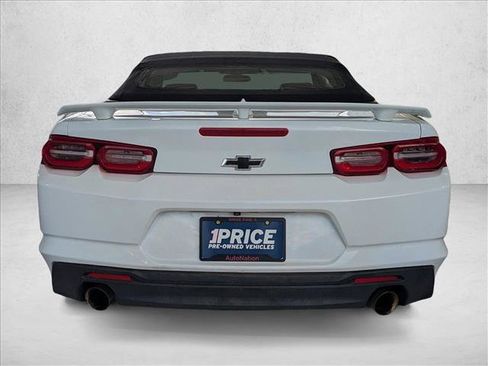 Used 2020 Chevrolet Camaro LT RWD image 6