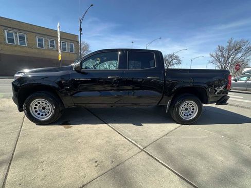 Used 2023 Chevrolet Colorado W/T image 8