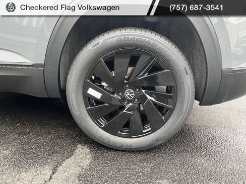 New 2026 Volkswagen Atlas Cross Sport SE AWD/4WD image 7