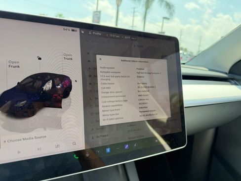Used 2023 Tesla Model Y Long Range AWD/4WD image 16