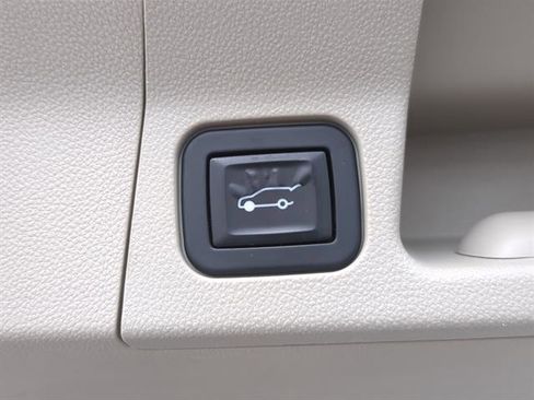 Used 2019 GMC Acadia Denali image 36