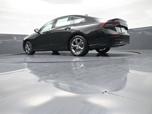 Used 2023 Honda Accord EX-L image 31