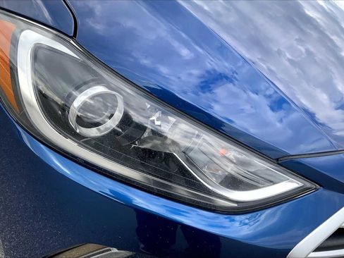 Used 2018 Hyundai Elantra Value Edition image 26