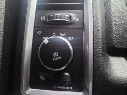 Used 2018 RAM 2500 Power Wagon w/ Leather & Luxury Group image 13