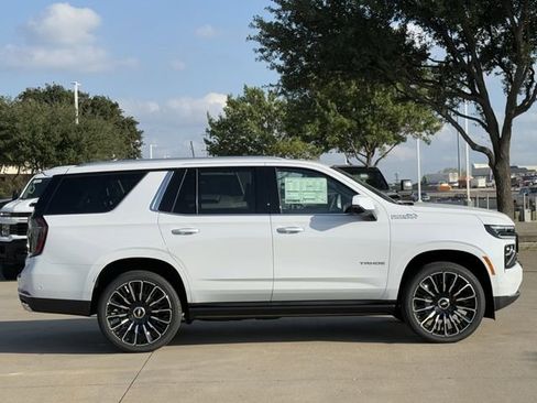 New 2026 Chevrolet Tahoe High Country AWD/4WD image 3