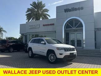 Used 2019 Jeep Grand Cherokee Laredo AWD/4WD video 1