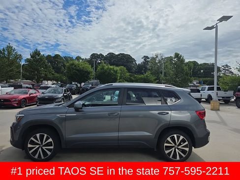 Used 2023 Volkswagen Taos SE FWD image 9