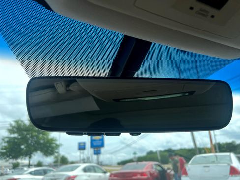 Used 2016 Lexus GS 200t image 47