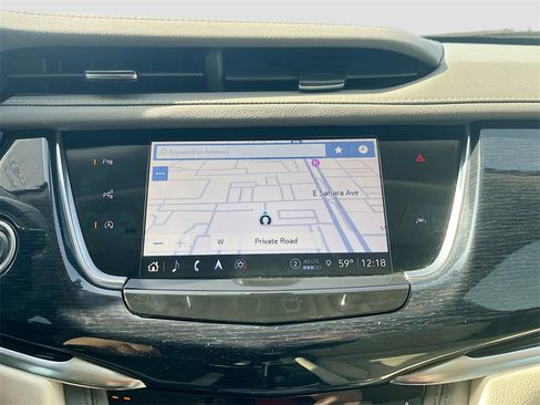 Used 2024 Cadillac XT6 Premium Luxury w/ Technology Package image 13