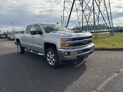 Used 2018 Chevrolet Silverado 2500 LTZ w/ Duramax Plus Package image 3