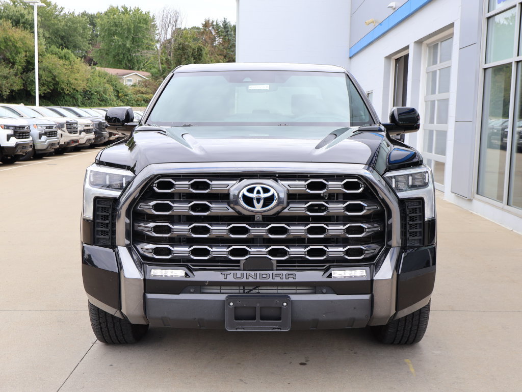 Used 2023 Toyota Tundra Platinum w/ Advanced Package AWD/4WD image 5