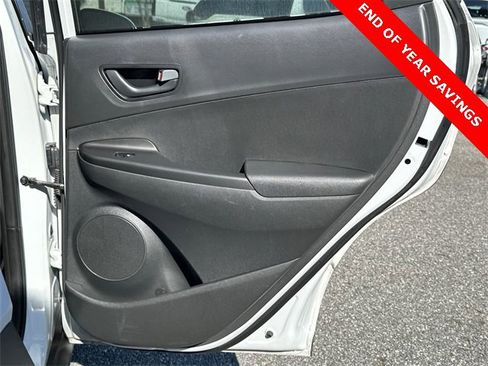 Used 2020 Hyundai Kona SE image 16