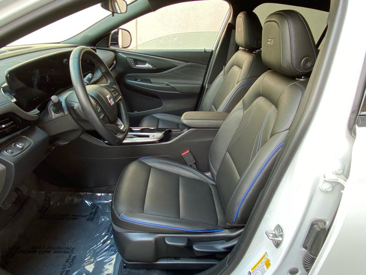 Used 2025 Buick Envista Sport Touring FWD image 20