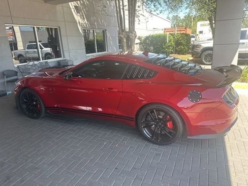 Used 2020 Ford Mustang Shelby GT500 w/ Technology Package image 3