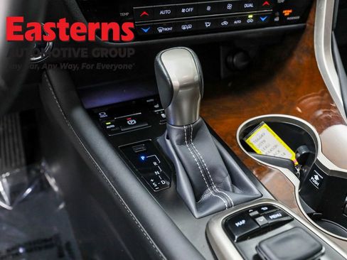 Used 2019 Lexus RX 450h AWD w/ Navigation Package image 13