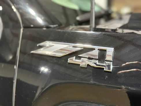 Used 2018 GMC Sierra 1500 SLT image 4