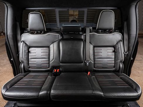 Used 2022 GMC Sierra 1500 AT4X image 35